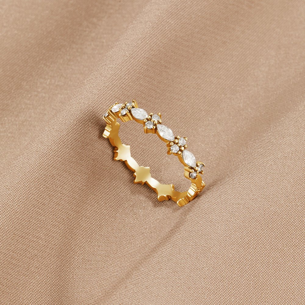 Luxe Crystal Gold Ring - Beautiful Earth Boutique