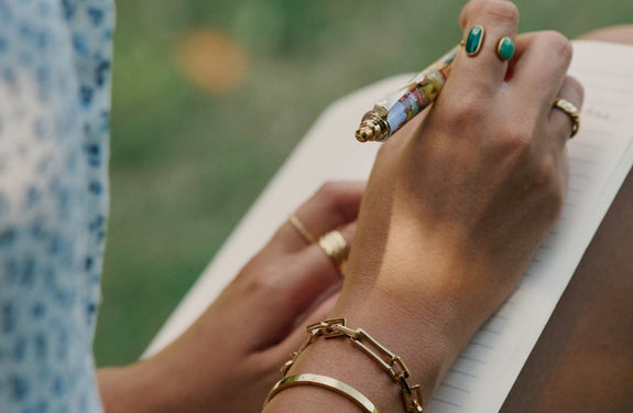 Free Golden Clover Necklace - Beautiful Earth Boutique