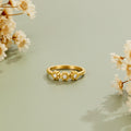 Gänseblümchen-Infinity-Ring Gold