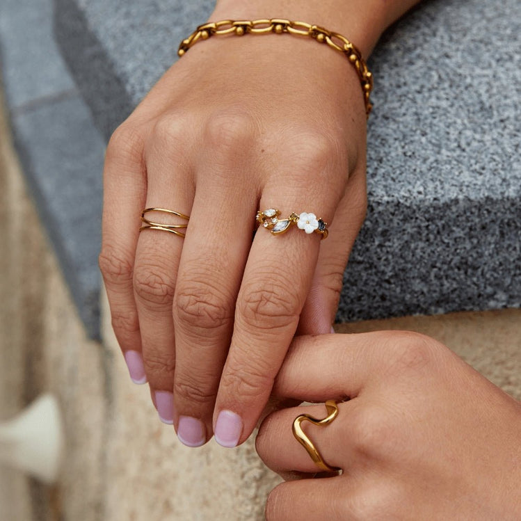 Crystal White Blossom Ring Gold - Beautiful Earth Boutique