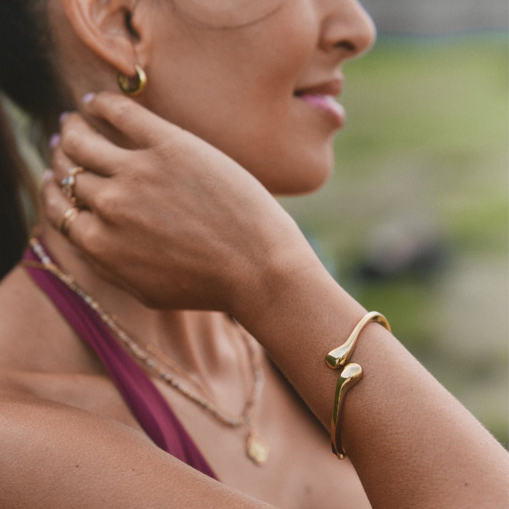 Gold Teardrop Bangle - Beautiful Earth Boutique