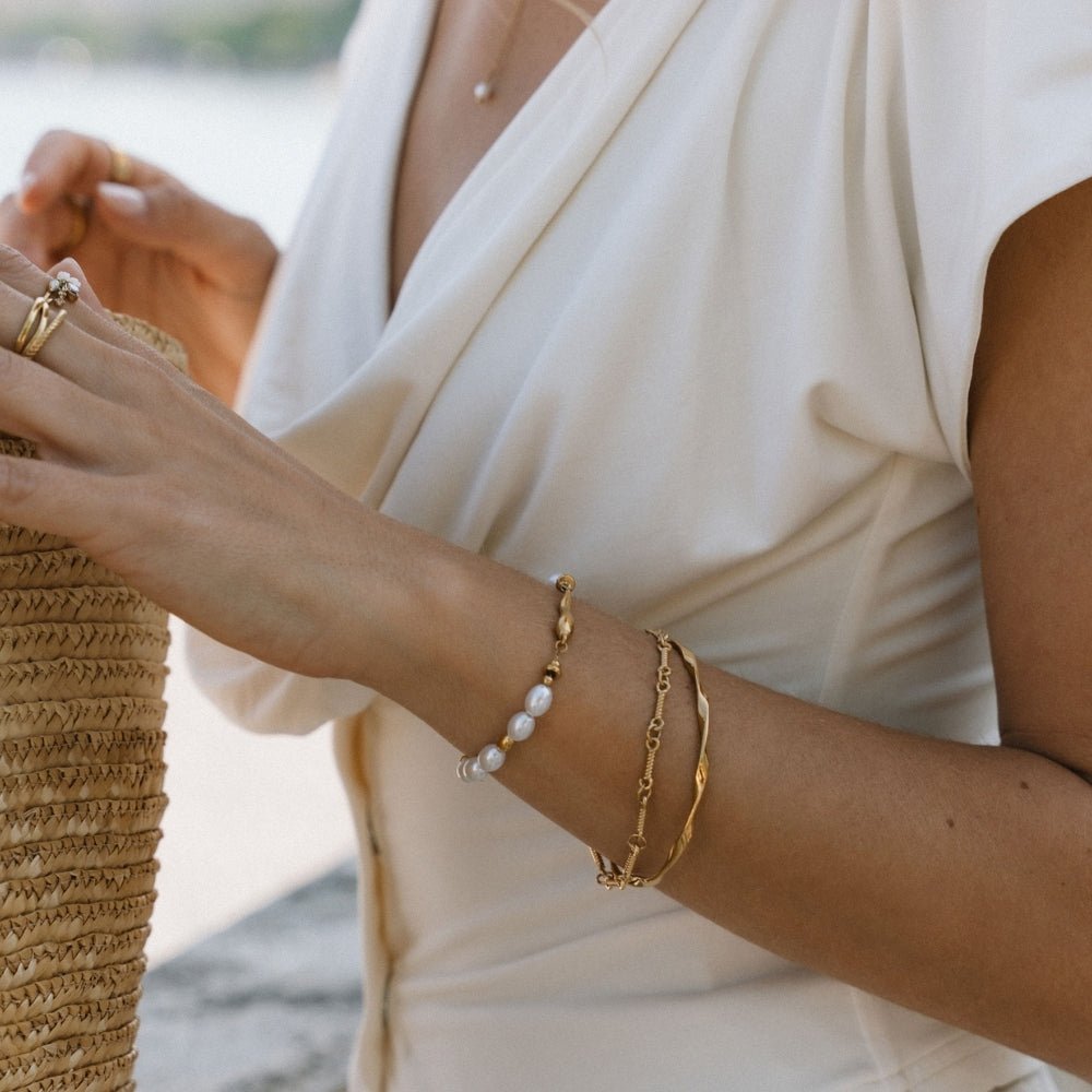 Lovina Pearl Bracelet - Beautiful Earth Boutique