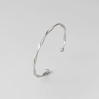 Twisted Imari Silver Bangle - Beautiful Earth Boutique