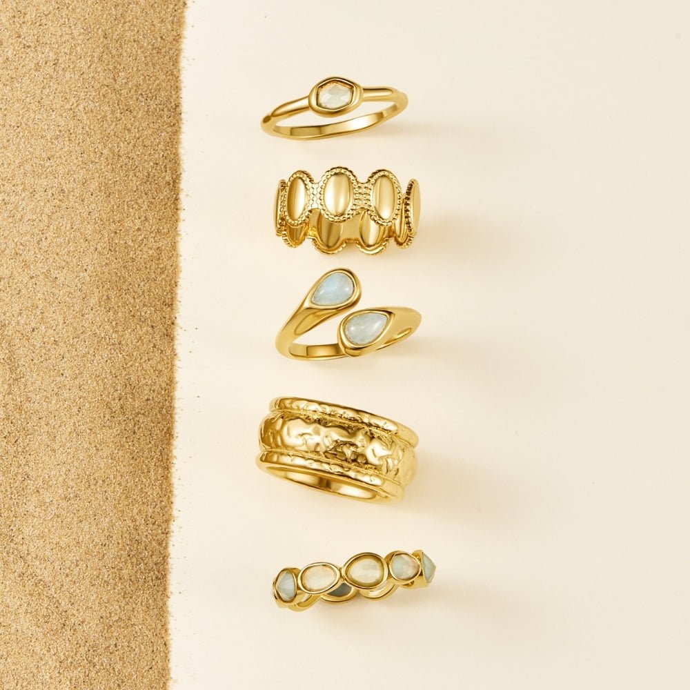 Vintage Athena Gold Ring - Beautiful Earth Boutique