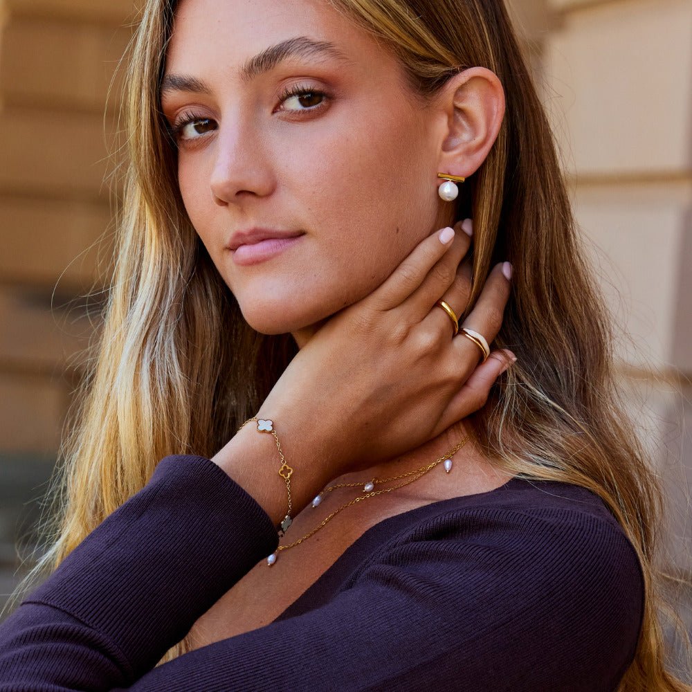 Yuna Pearl Stud Earrings - Beautiful Earth Boutique